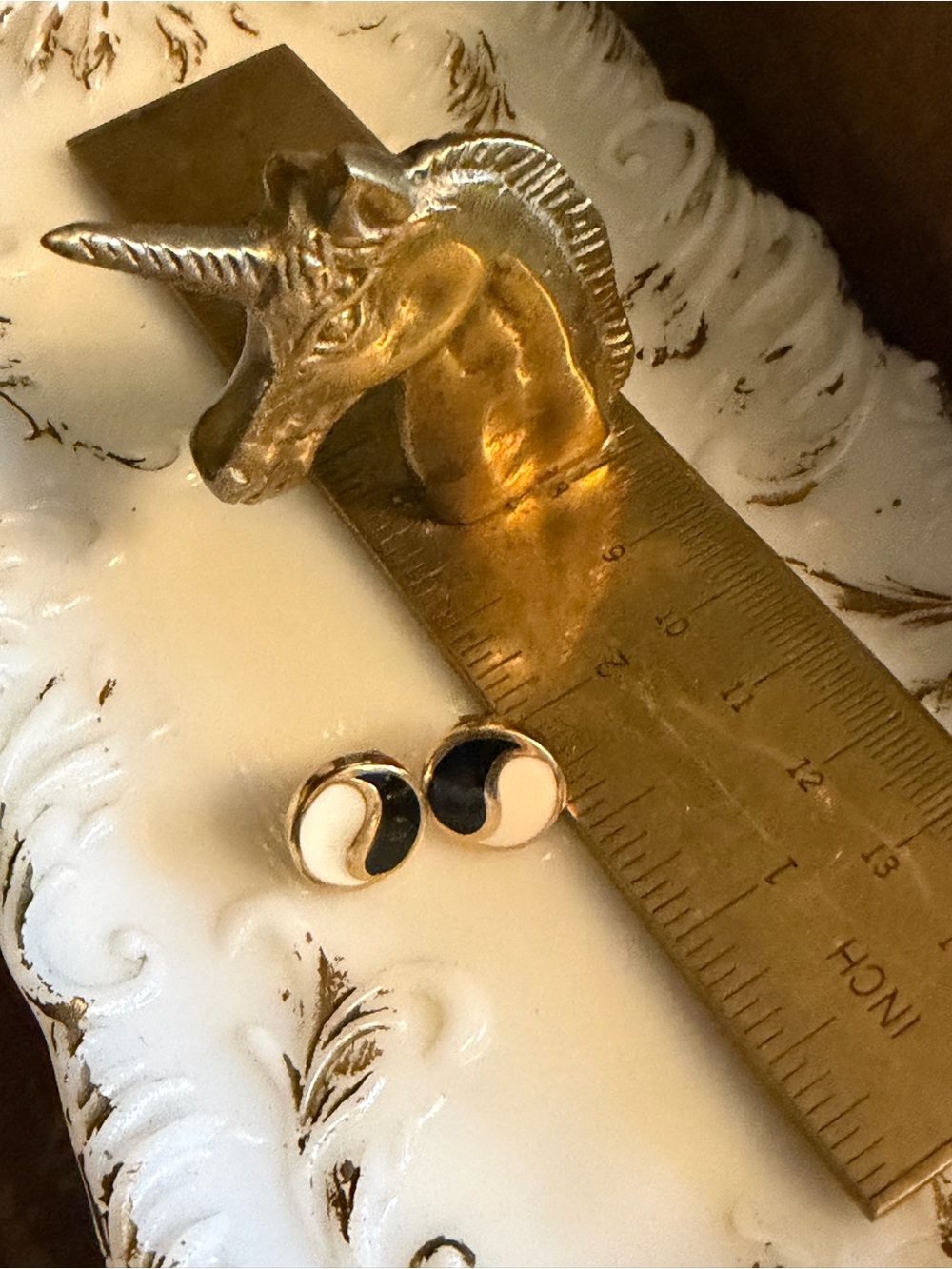 Vintage Yin & Yang Enameled Metal Gold Tone Stud Earrings